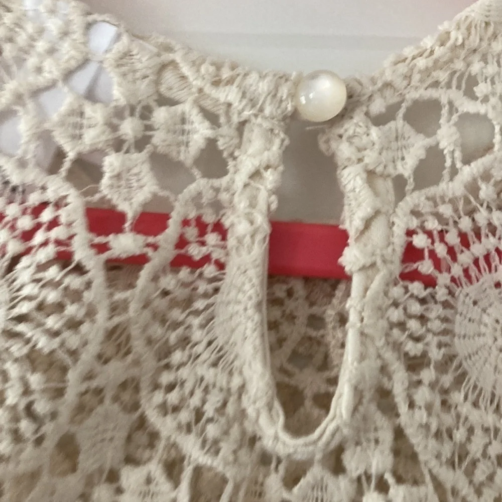 Girls size 6 6x top